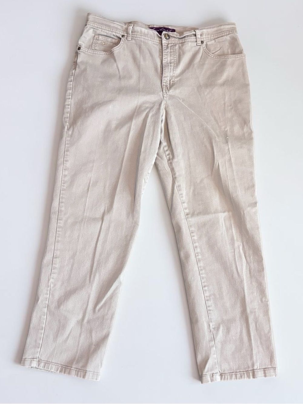 Gloria Vanderbilt Amanda Beige Tapered Stretch Jeans Women's Size 16